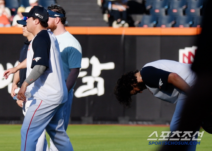 Because of Ryu Hyun-jin's phone power? Venkle destroyers are also a part. Why is this like this when I meet Hanwha? 