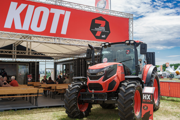 Daedong Launches Advanced Tractor HX1403...European premium market target