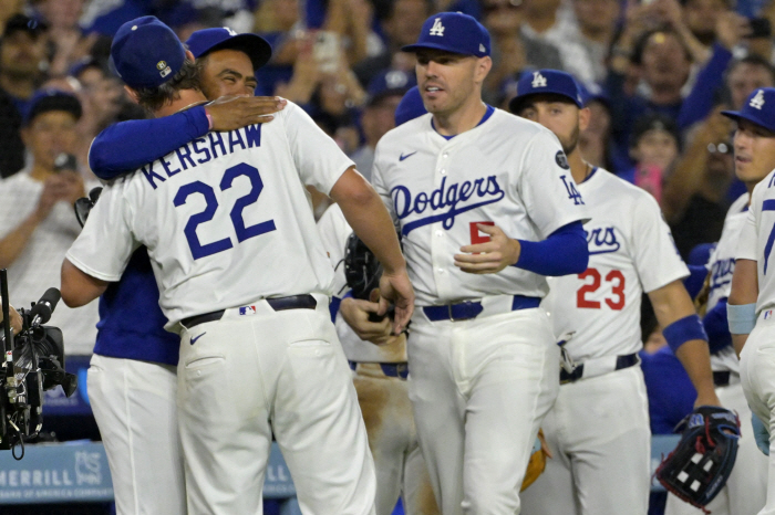 I can't believe I'm here! Kershaw 3000K site, Kim Hye-sung also shone more with a hug freeman reverse finishing hit for the sixth time
