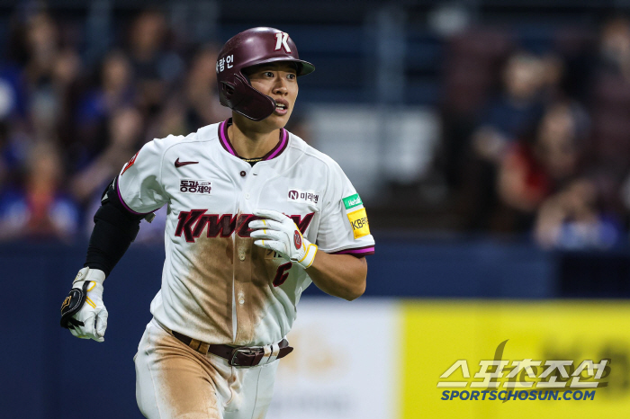 Line Drive with 4 consecutive wins → The head coach who looked directly at the runner lacked concentration of our players...I don't need an excuse 