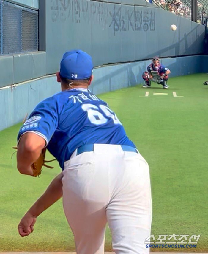 A man-in-law's bullpen pitching with two buttons, KKKKKK with a maximum fastball of 154km, and a successful second appearance on the Korean stage (Samsil site)