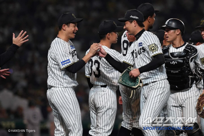 Manager Yomiuri Sent Off After 51 Years Sorry For Players Apple loses by one point in two consecutive games to rival 