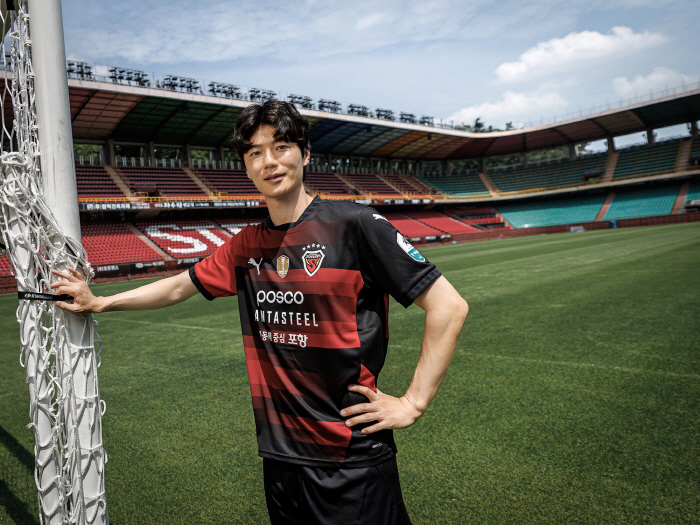  Pohang, Ki Sung-yueng from the midfield! 'When I joined the professional league, I chose number 40'