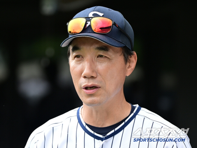 Oh, director Lee Kwang-hwan and director Kim Dong-soo, why couldn't you laugh even with Cheongeum's victory? 