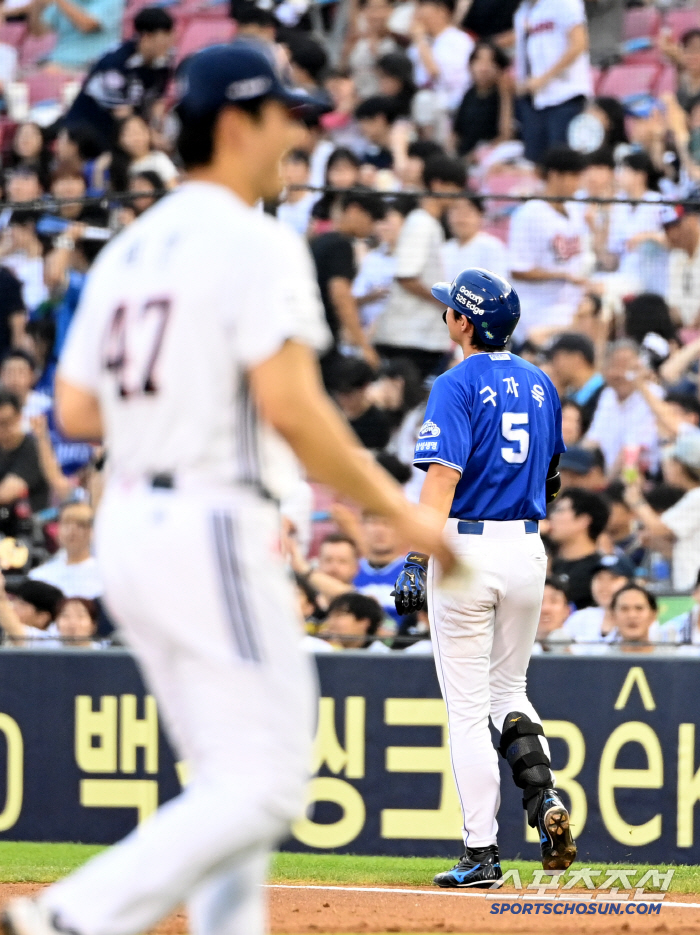  Koo Ja-wook steps back due to double play
