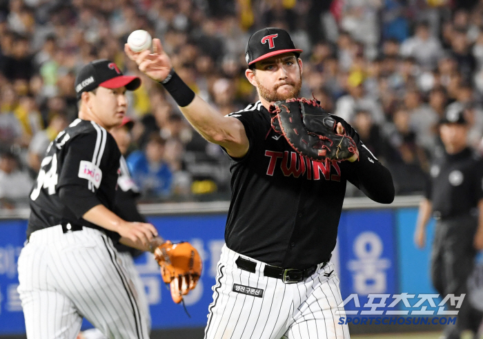 There's no on-base king, and he's on the verge of falling into the RBI king. Austin Intra-radial muscle injury, 2nd examination scheduled in Seoul 