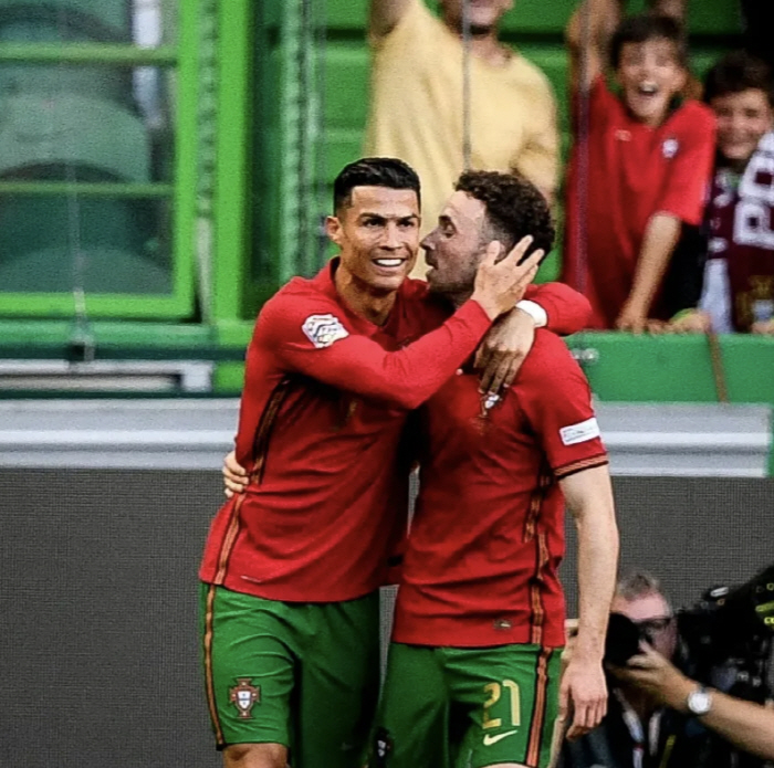 This doesn't make sense! Grieving Ronaldo Devastated At News Of Tragic Death Of Portuguese National University Fellow Jota