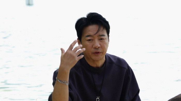 A couple of scammers who approached Hye-eun..'I was misled because you said I saw a gold bull'