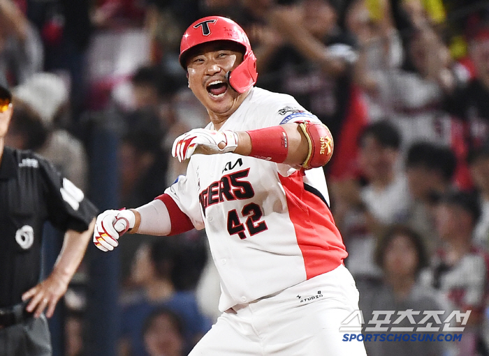  Kim Tae-gun's timely two-run turnaround
