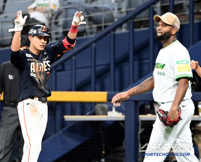  Shim Woo-jun, Alcantara multi-hit