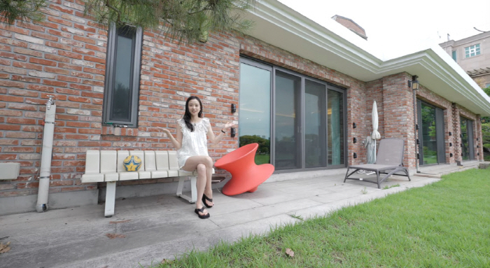 Son Yeon-jae moves to a detached house of 7.2 billion won two years after the first disclosure of his newlywed house in Hannam-dong