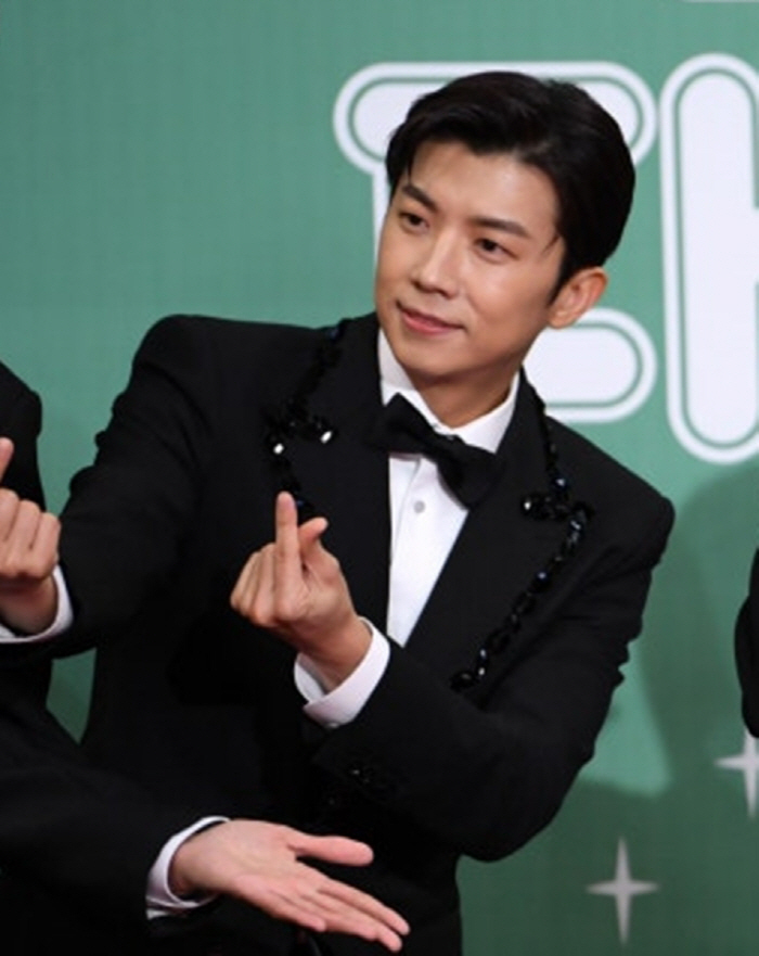 Jang Wooyoung Makes Long-Awaited Solo Comeback