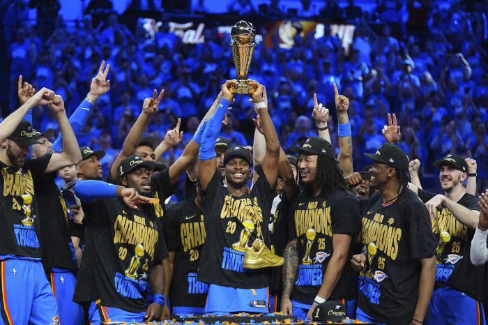 Good luck NBA! OKC, it's more severe. After ESPN, CBS Sports ranked No. 1 in the power rankings of OKC. It was different from the second place