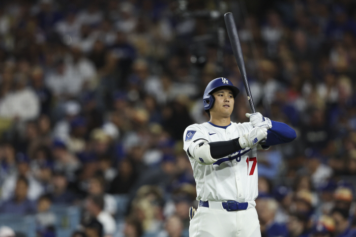 Now we've played 88 games...Suzuki's 24 home runs and 74 RBIs, and Ohtani, who was born in 1994, and ML's home run RBIs topped the list