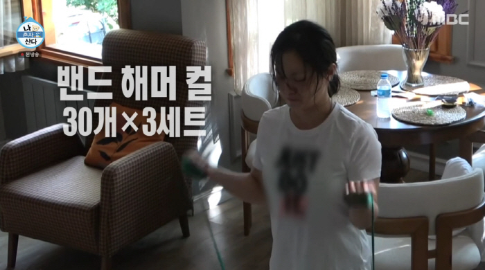 Park Na-rae weighs 48kg and loses 14kg of her flat stomach bikini body and is anxious if she doesn't work out (Na Hon-san) 