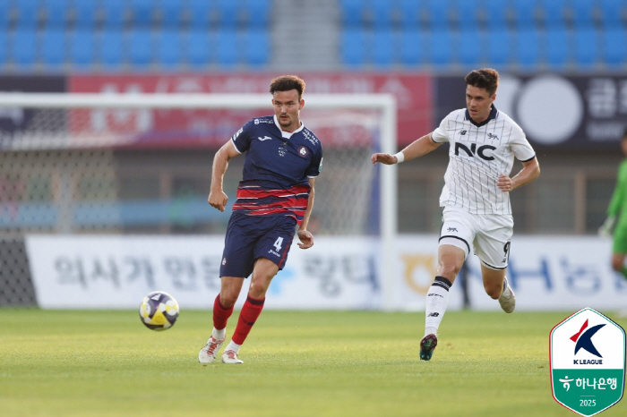 Pedro Kim Young-hwan scored consecutive goals, Chungcheongbuk-do Cheongju, won 21 come-from-behind wins over E-Land for the first time in 10 games