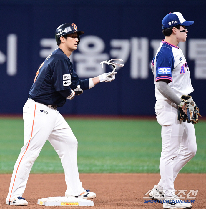  Choi Jae-hoon makes a timely hit by adding an RBI