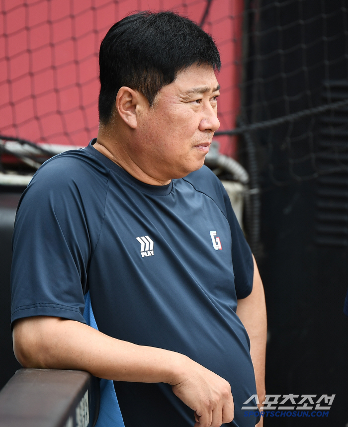 You should go to the second division and do it. 0.091 Extremely sluggish, Lotte's entry changes in crisis