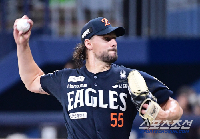 Hanwha is really crazy. First place in the first half of the year in 33 years...Weissponse wins 10 games with Eagles foreigners for the first time in six years 