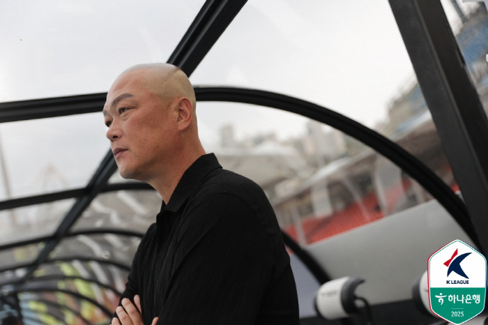  It was so hot Concentration shaken by the full-fledged heat will depend on manager Kim Tae-wan's physical management