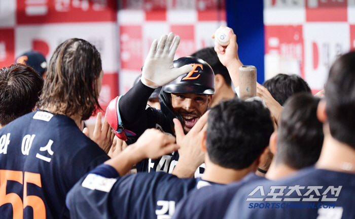  Liberato, 3 point home run