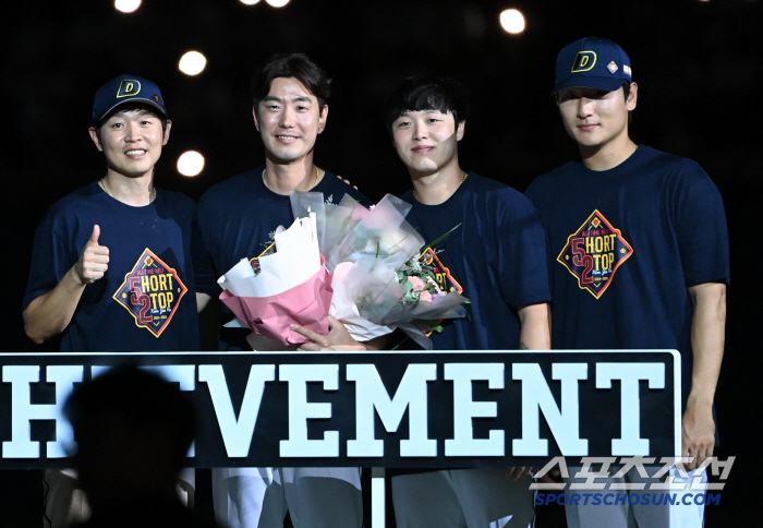  With Kim Jaeho, Jung Su Bin, Park Chi Kook, Kwak Bin