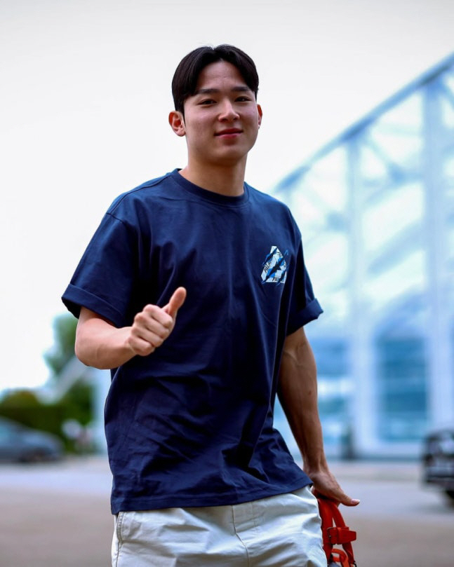 Thumbs up Yang Minhyuk returns to Tottenham after QPR loan! Joining the pre-season → EPL debut challenge
