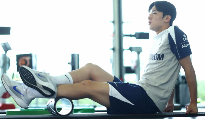 Yang Min-hyuk joins, where is Son Heung-min? Frank New Tottenham's first training start...Whether it's staying or transferring, SONNY decides on his own