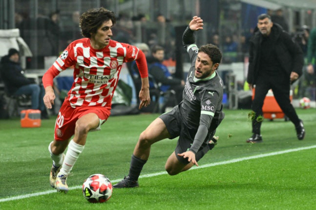 At this point, it's not meant to be, but Tottenham is back again, causing SON's anger...One year left on contract, there's still no room for Hill