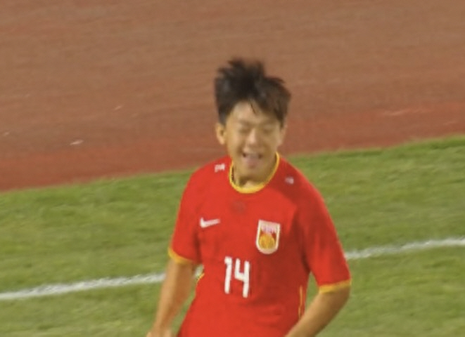 Chinese soccer has finally grown further, Supernova born in 2009 when the brilliant future was destroyed by the national team!  Will make a big improvement against the WC countries