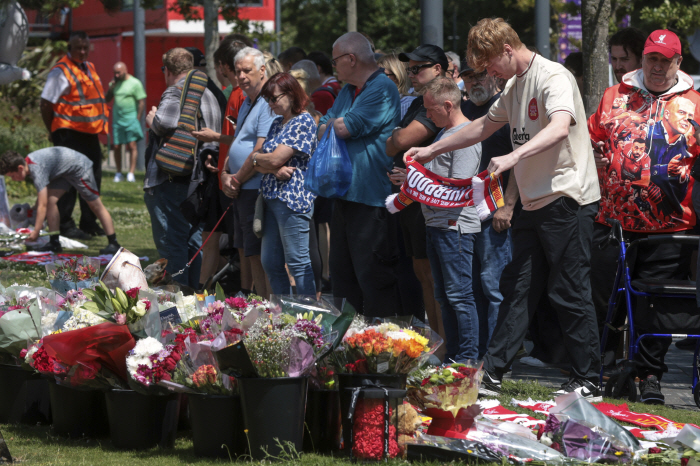 Exclusive Jota Death Extends Manchester United Duo Vacation...Deeply sad → Support psychological counseling for the team