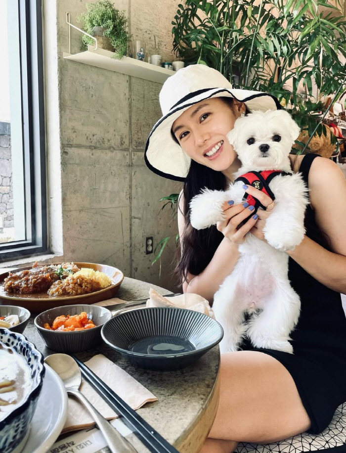 Hyun Bin ♥ Son Ye-jin is having a hard time raising children, too. Why did she feed her food and snacks..
