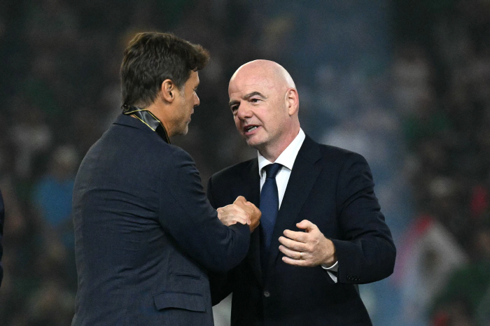 I want to go back. Son Heung-min's teacher Pochettino's tears, 70,000 people's homes → Most Mexican fans are shocked...12 upset loss. When are you going to turn the tables