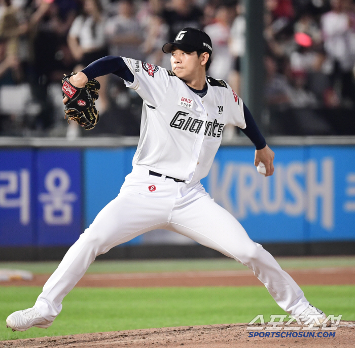 Instead of 158km left-hander, 156km Lotte's lead in the arrest revolution! Fill the empty space for treasure foreigners → Prediction for selection against Doosan on the 8th 