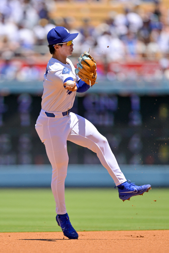 It's a famous scene maker. What do you mean! Kim Hye-sung's one hit  two jitter-class defense LAD was shocked to lose all three consecutive games in Houston