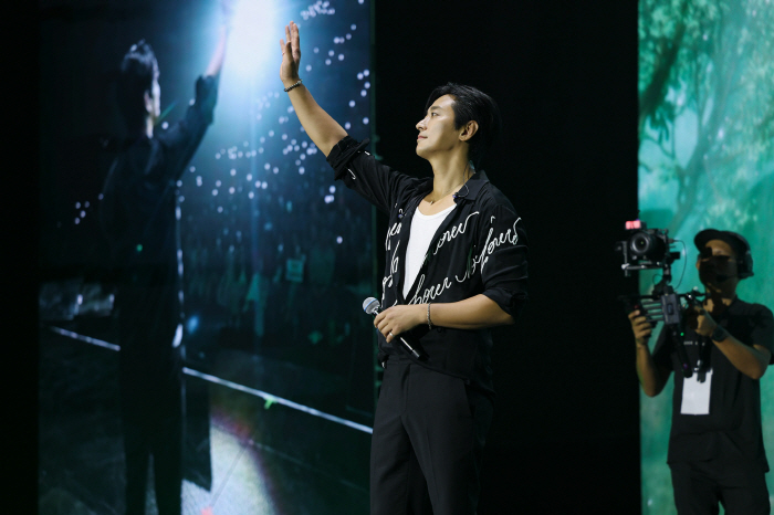 Joo Ji-hoon met 2,000 Bangkok fans in person..Repaying good works as an actor