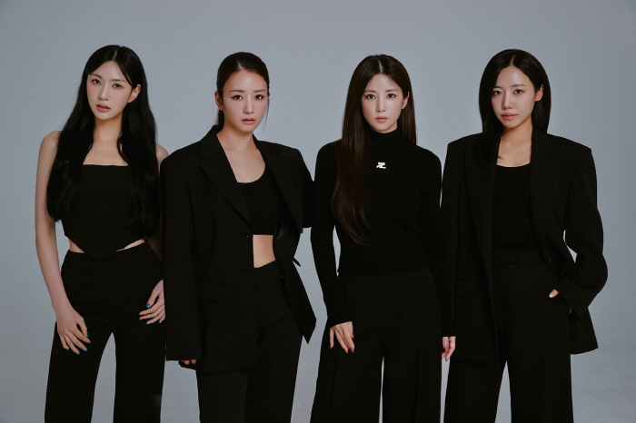 Apink’s Park Chorong, Yoon Bomi, Kim Namjoo, and Oh Hayoung Sign with With Us Entertainment for Fresh Start
