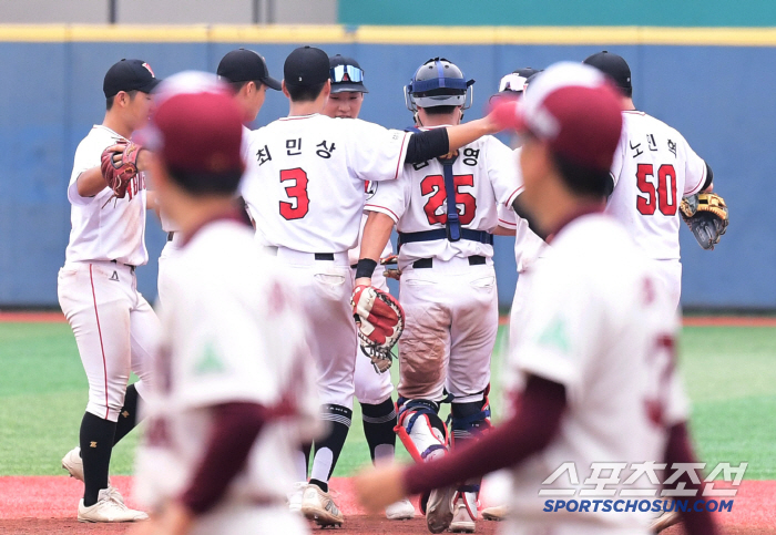  Masan Yongmago grabs Sangdong High School and advances to the quarterfinals of Cheongryonggi