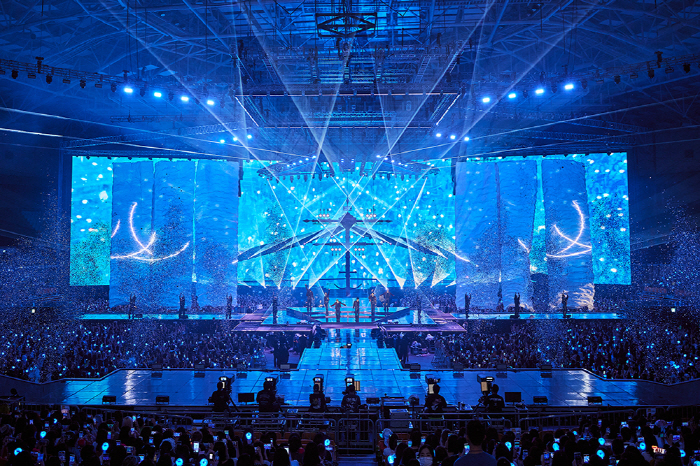 RIIZE Kicks Off First Solo Concert, Attracting 31,000 Fans Over Three Days