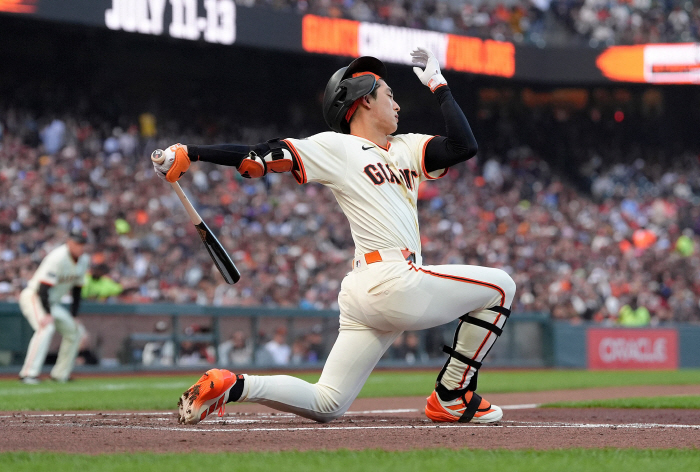 0 hard hits Lee Jung-hoo, heaven help! 108km missed hit with RBI → 2 consecutive hits