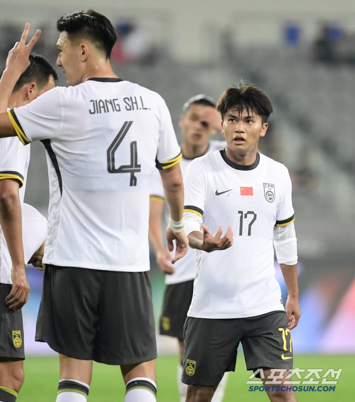 1.4 billion Chinese fans have given up! Since 2017, the scoreless match against Myanmar → It is rather fortunate that the number of spectators is small