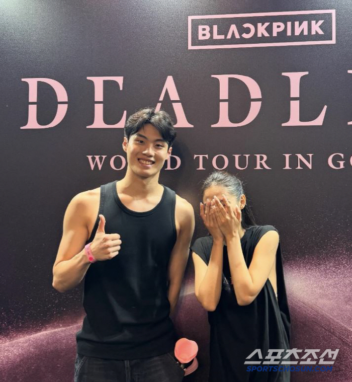 BLACKPINK Concert, Two Shot with Jennie Hwang Sun-woo Ahead of the World Championship, I'm going to try the podium for the fourth consecutive time!