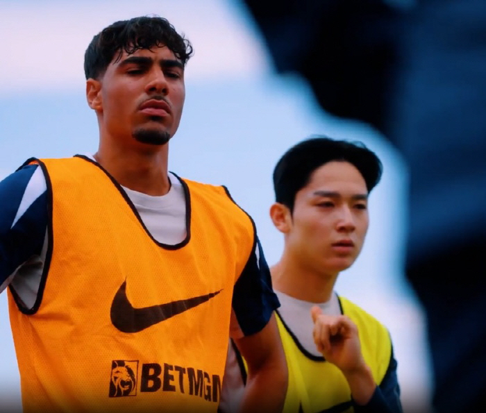 Director Frank's Devil's Smile Yang Min-hyuk is exhausted from the first training, and prisoner helpers are all shaking their heads...Son Heung-min → No Romero