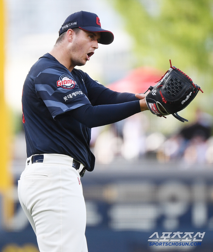 I said thank you first No one can throw like Ponce...Will it be a turning point for foreigners with seven wins? 