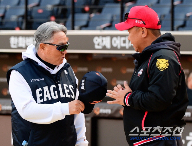 If Hanwha sweeps, the 7G car will be the sole lead, and if KIA wins both, the day of the three consecutive games of fate has come