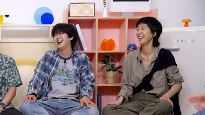 Kim Dong Jun, is it Han Ga-in? Kwanghee tries to unlock Hong Jin-kyung's phone that looks like him (Ok Moon-ah)