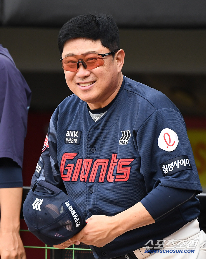 Ma Huang Hwang Sung-bin  Fireworks Baseball Park Chan-hyung Table Setter...Kim Jin-wook Choi Hang-se-jin registered as the first team, Kim Min-sung canceled 