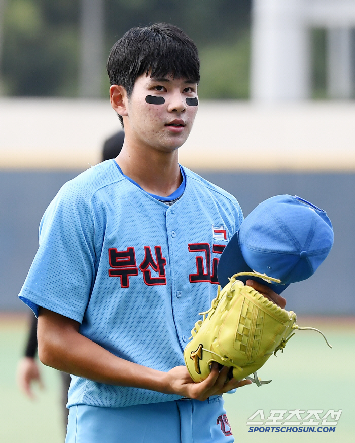  Ha Hyun-seung appears as a relief in a crisis