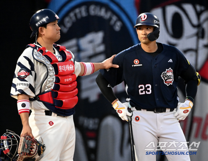  Kang Seung-ho's strong Yoo Kang-nam is struck out swinging