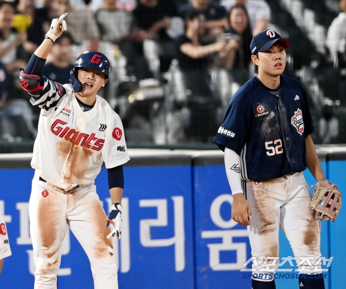  Park Chan-hyung came from behind to hit an RBI triple!